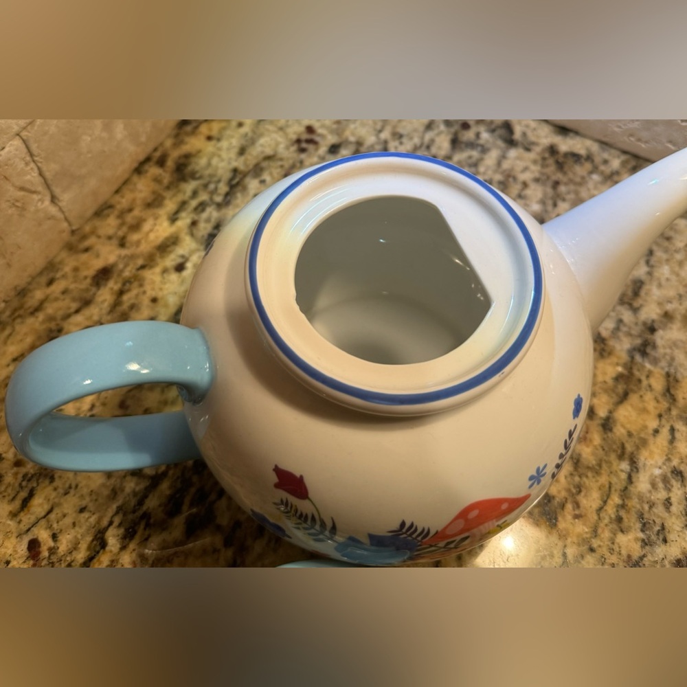 Disney Alice in Wonderland Ceramic Tea Pot with Fitted Lid Top - Picture 7 of 9